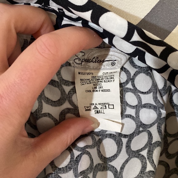 Pinup Style Belted Wrap Dress - Picture 5 of 5